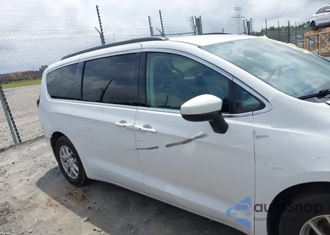 2021 Chrysler Voyager Lxi из США, поврежденный, VIN 2C4RC1DG2MR504489